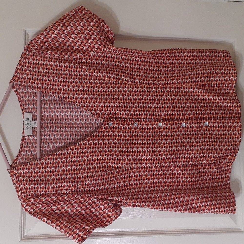 🌻5 for $20 NWOT satin feel blouse
